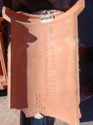 Tuile faitière bourrelet TBL Guiraud Frères